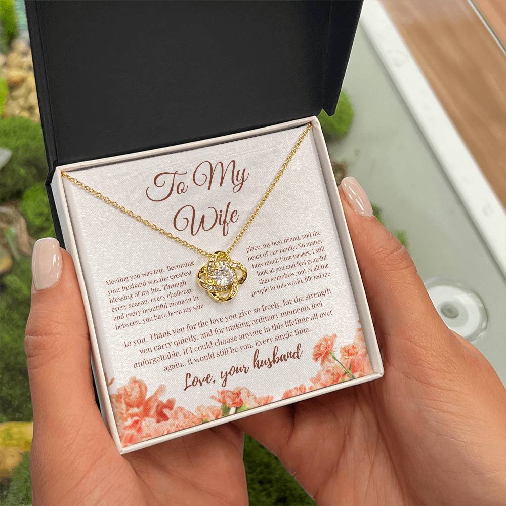Love Knot Necklace - Vue 4