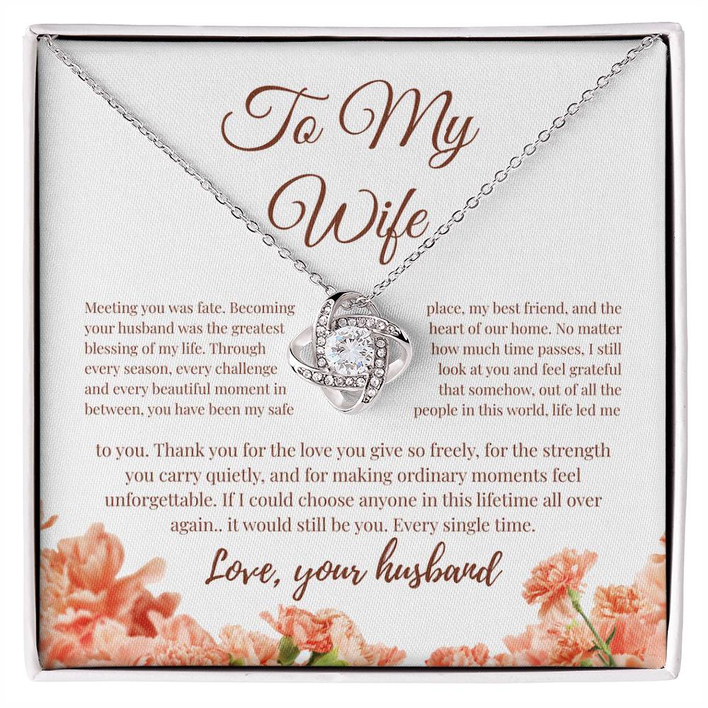 Love Knot Necklace - Vue 1